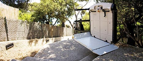 Plateforme monte-escalier PMR / privatifs et ERP