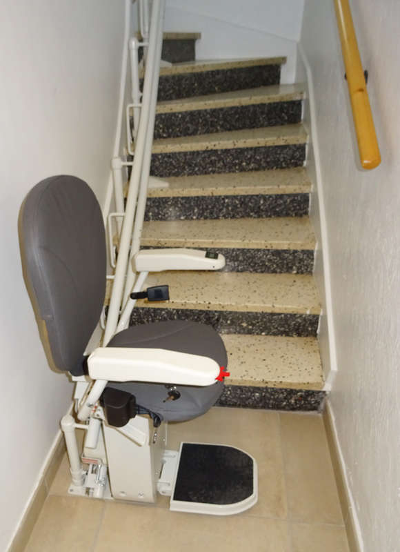 Photo de la référence Chaise monte-escalier CURVE tournant à MALISSARD (26120)