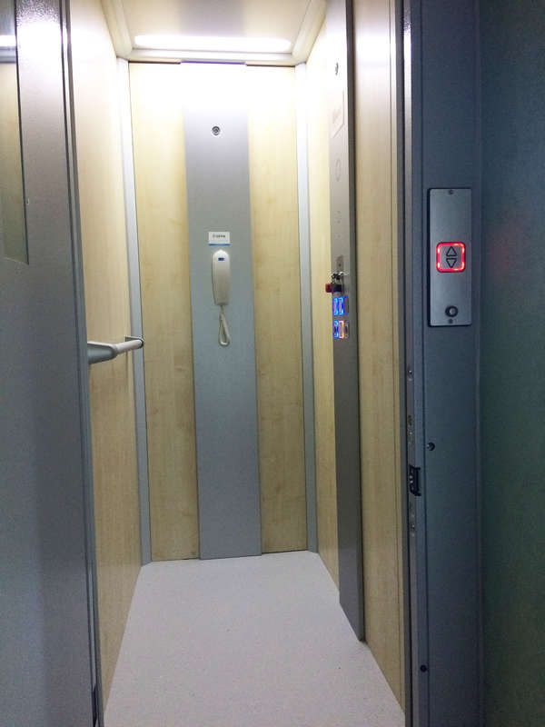 Photo de la référence Ascenseur élévateur E07 à PORTES-LES-VALENCE (26800)