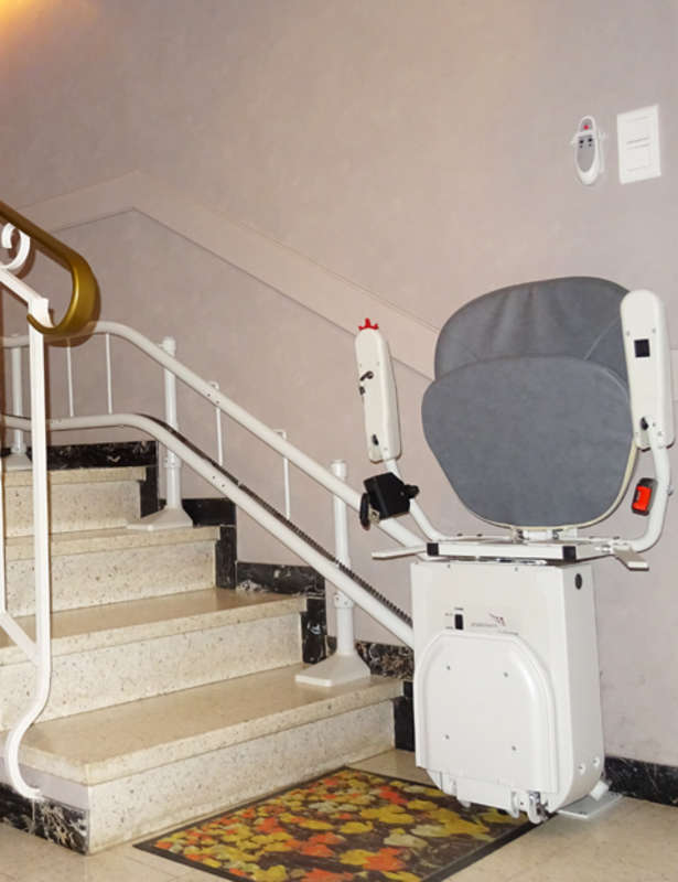Visuel : Chaise monte escalier Curve SAINT-MAURICE-L'EXIL (38550)