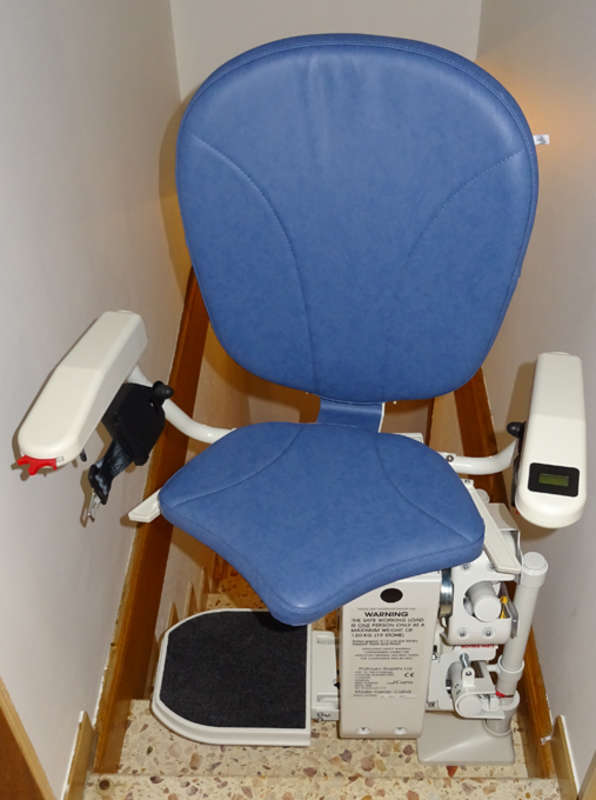 Photo de la référence Chaise monte-escalier virage interne à SAINT-PRIVAT (07200)