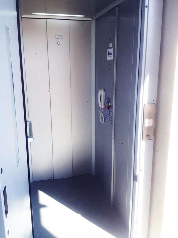 Photo de la référence Ascenseur privatif modèle E07 à SOYONS (07130)