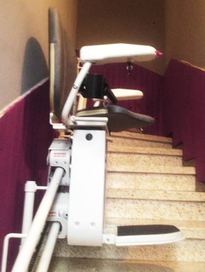 Photo de la référence Chaise monte-escalier CURVE intérieur à BEAUMONT-LES-VALENCE (26760)