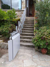 Plateforme monte-escalier PLG7, LENS-LESTANG (26210)