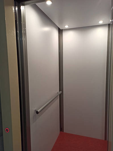 Photo de la référence Ascenseur privatif ELFO 3 niveaux à SAINT-DONAT-SUR-L'HERBASSE (26260)