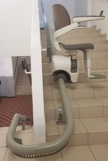 Photo de la référence FIDJI : une nouveauté design pour les escaliers à VILLENEUVE-LES-AVIGNON (30400)