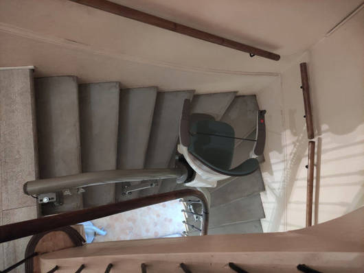 Visuel : Le FIDJI d'Access BDD : le monte escalier d'excellence BOURG-LES-VALENCE (26500)
