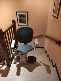 Vignette de la référence Chaise monte escalier électrique (07500)