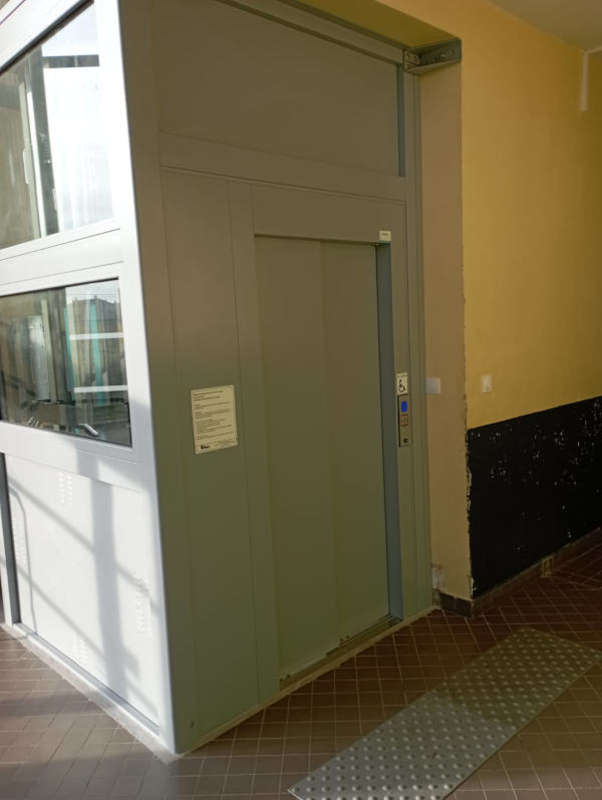 Photo de la référence Accessibilité PMR au Gymnase à PORTES-LES-VALENCE (26800)