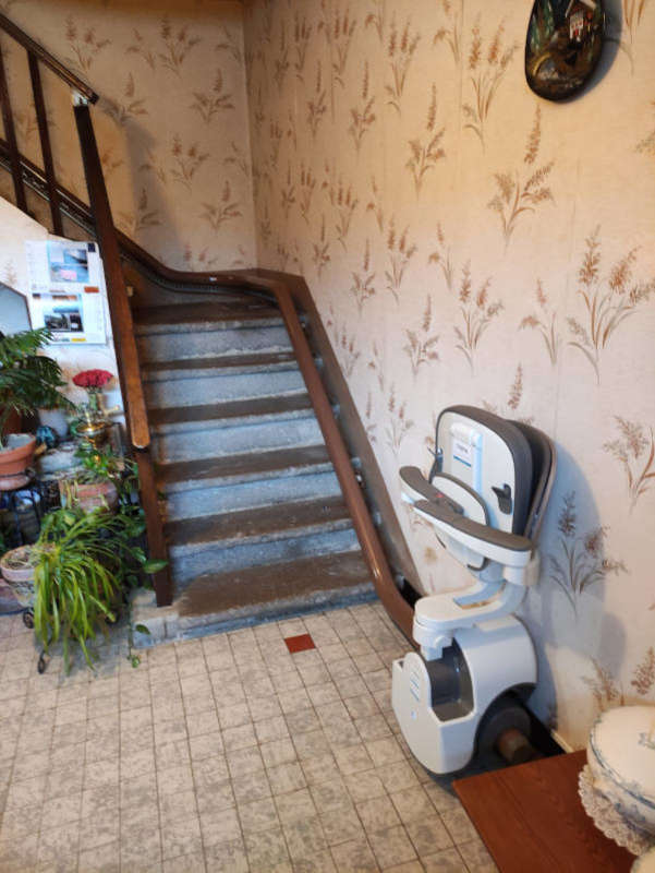 Photo de la référence Chaise électrique monte escalier tournant à PONTAIX (26150)