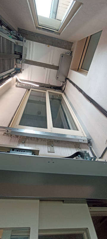 Visuel : Ascenseur privatif électrique en applique de façade SAINT MARCELLIN (38160)