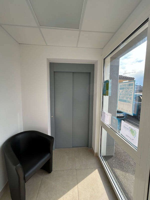 Visuel : Cabinet médical accessible... ETOILE-SUR-RHONE (26800)