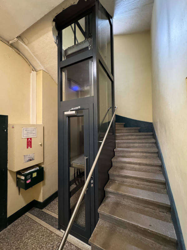 Photo de la référence L'Ascenseur ELFO en milieu restreint à VIENNE (38200)