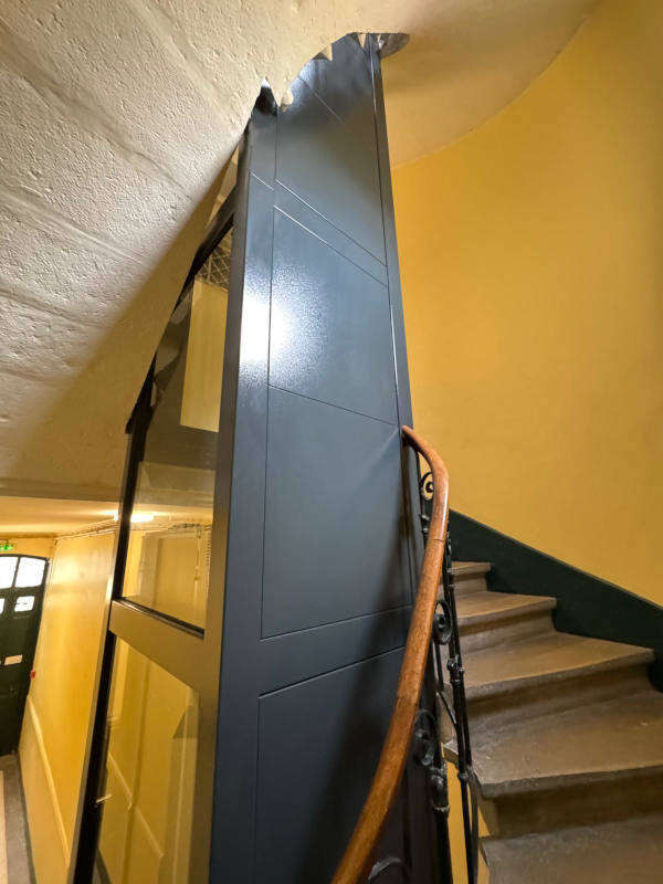 Photo de la référence L'Ascenseur ELFO en milieu restreint à VIENNE (38200)