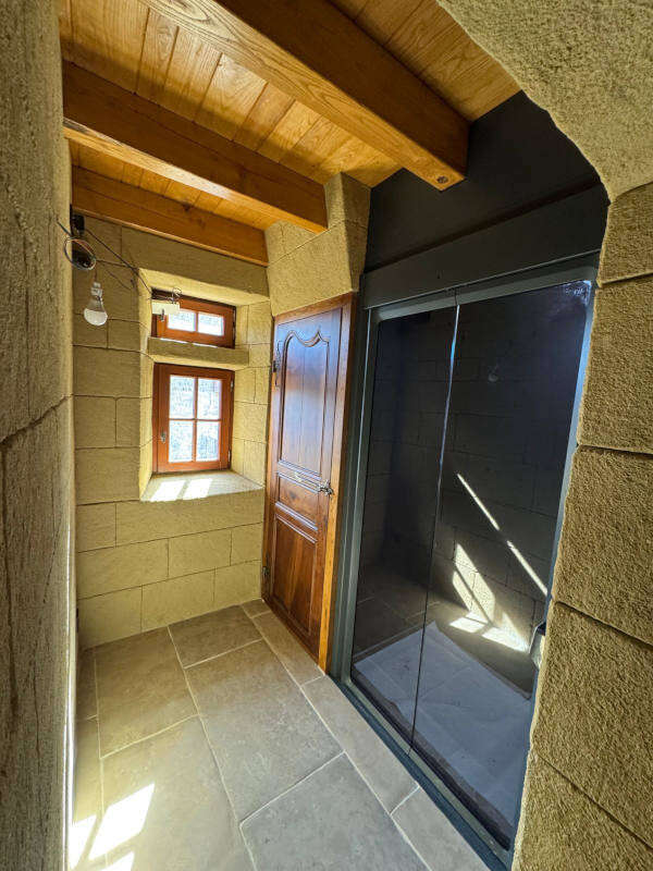 Photo de la référence Le Aritco Home Lift Compact à MARIAC (07160)