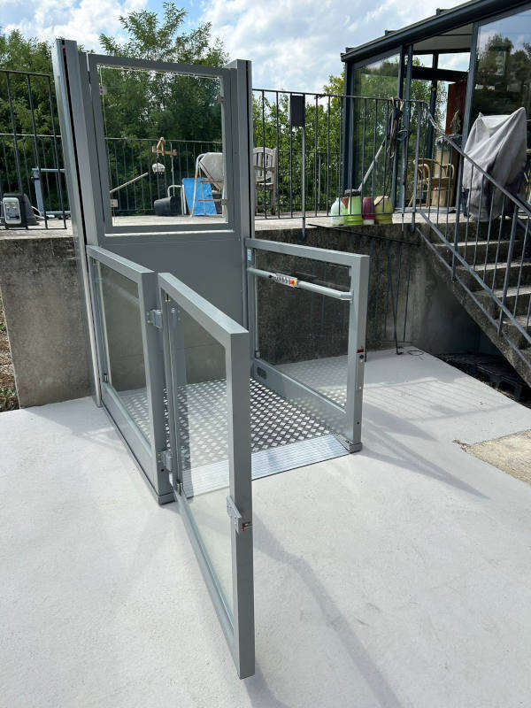 Photo de la référence Plateforme élévatrice SIGMA à CHOMERAC (07210)