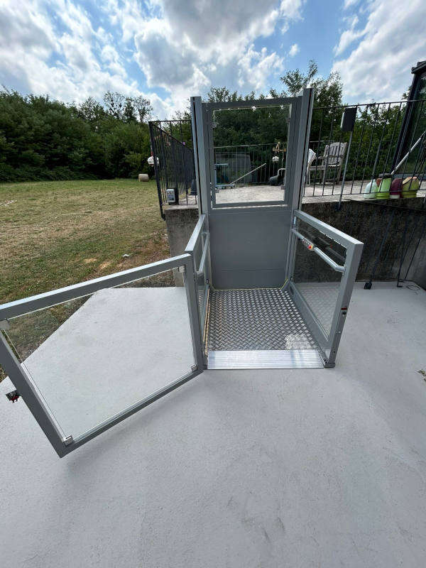 Photo de la référence Plateforme élévatrice SIGMA à CHOMERAC (07210)