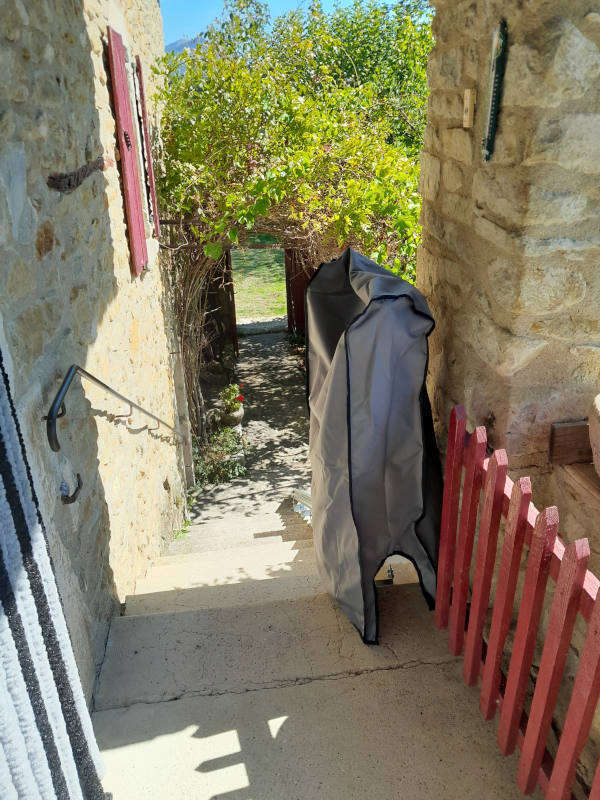 Visuel : Chaise monte-escalier droit extérieur SOYANS (26400)