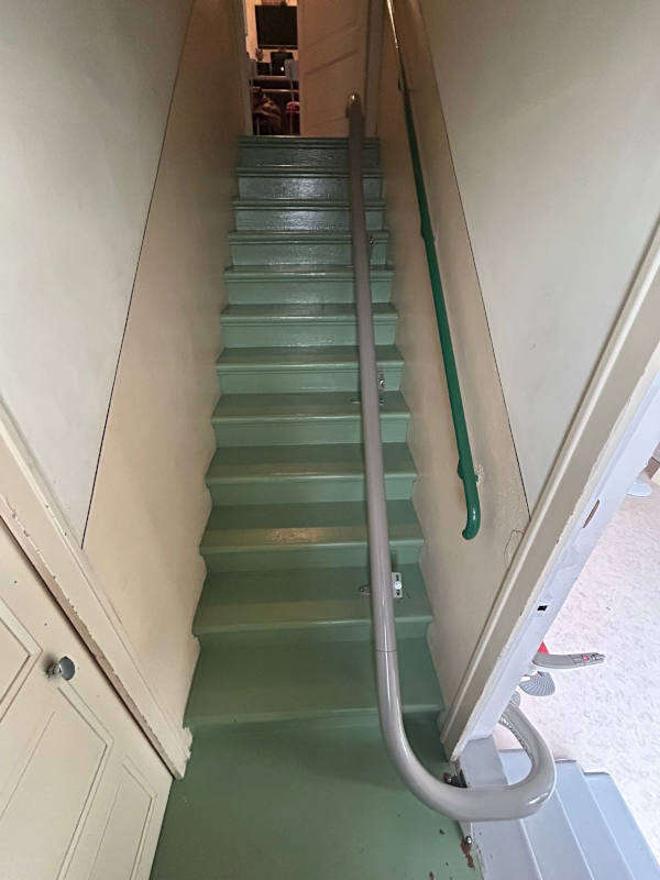 Photo de la référence Siège monte escalier sur-mesure à VALENCE (26000)