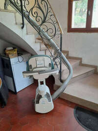 Vignette de la référence Monte escalier sur-mesure reconditionné