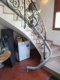 Vignette de la référence Monte escalier sur-mesure reconditionné