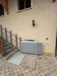 Vignette de la référence Plateforme monte escalier inclinée