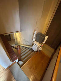 Vignette de la référence Chaise escalier droit