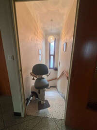 Vignette de la référence Chaise monte-escalier tournante sur-mesure