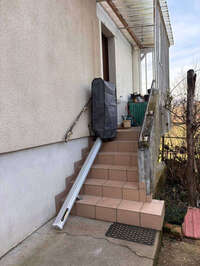 Vignette de la référence Chaise monte-escalier droite extérieure