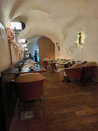 Vignette de la référence 2 monte-plats dans un restaurant