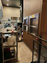 Vignette de la référence 2 monte-plats dans un restaurant