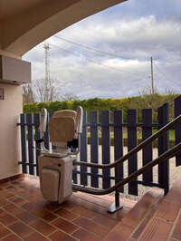 Vignette de la référence Chaise monte-escalier extérieur