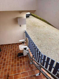 Vignette de la référence Chaise monte-escalier extérieur