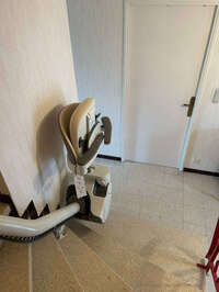 Vignette de la référence Un monte-escalier de confiance