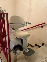 Vignette de la référence Un monte-escalier de confiance