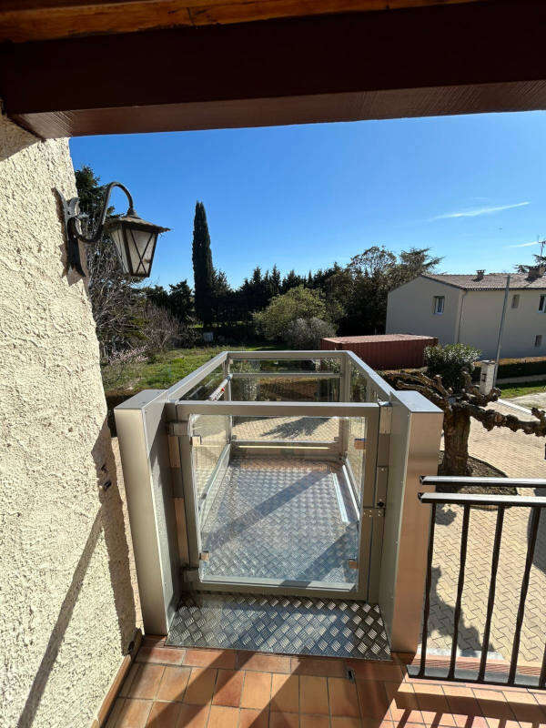 Photo de la référence Une plateforme qui s'adapte aux besoins à SAUZET (26740)