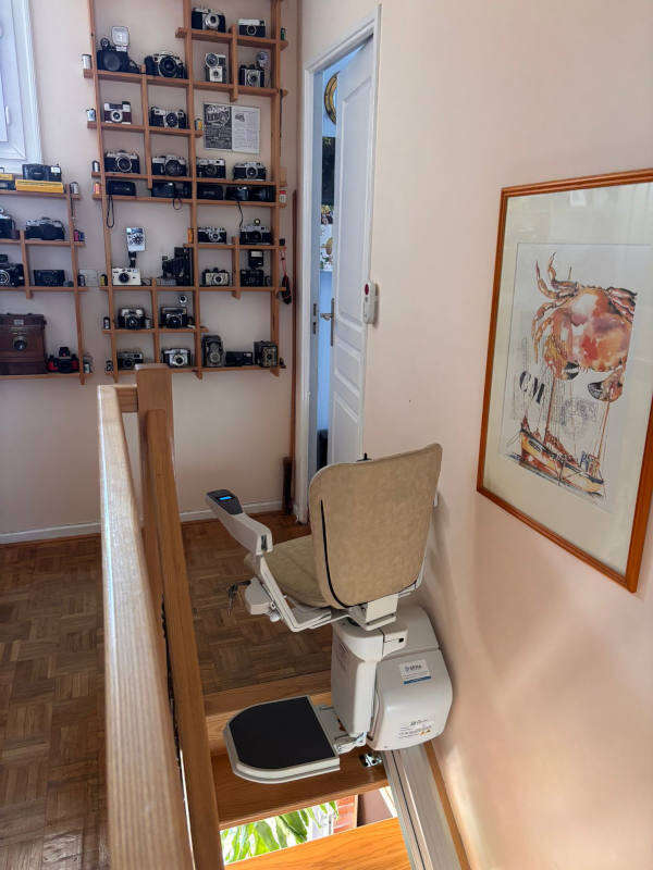 Visuel : Monte escalier automatisé MONTELIMAR (26200)