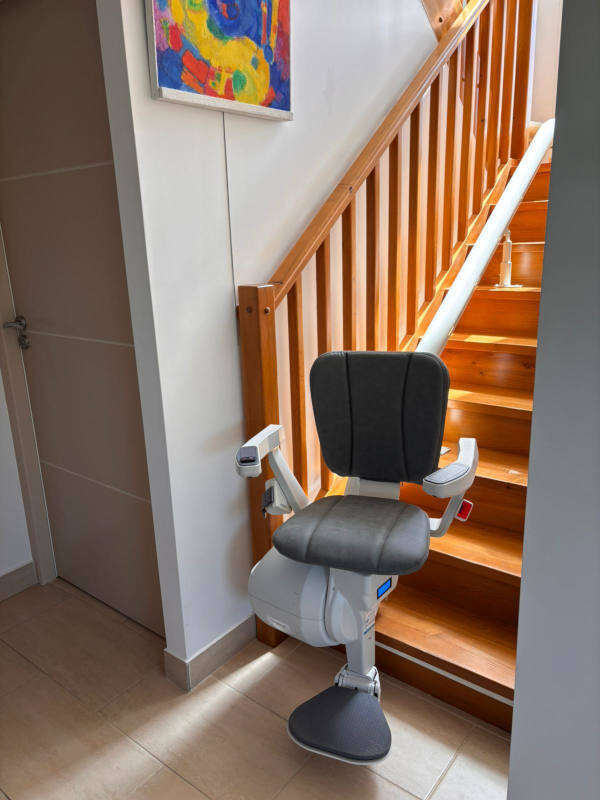 Photo de la référence Chaise monte-escalier tournante ULTIMATE à CHAROLS (26450)