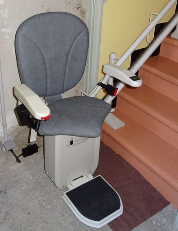 Photo de la référence Chaise monte-escalier Curve à CREST (26400)