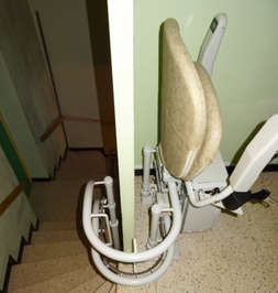Vignette de la référence Chaise monte-escalier CURVE tournant